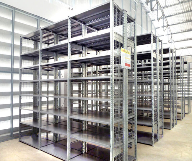 Kệ tải trọng nhẹ có ứng dụng khá đa năng