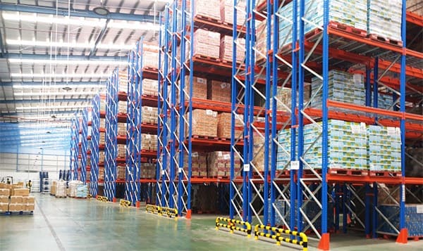 Dựa vào tải trọng hàng hóa